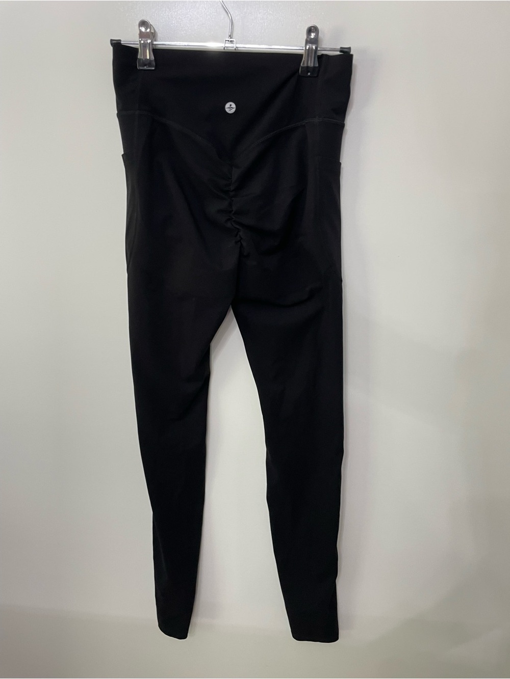 HALARA High Rise Seamless Black Leggings Scrunch Butt Contour Womens size S - Picture 2 of 7